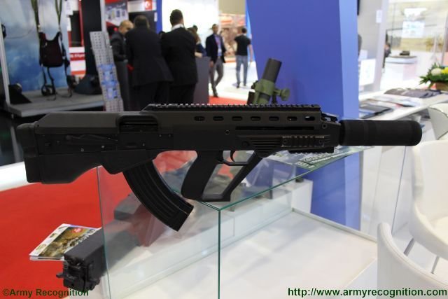 Ukraine made Malyuk assault rifle makes first public appearance at ADEX 2016 640 001