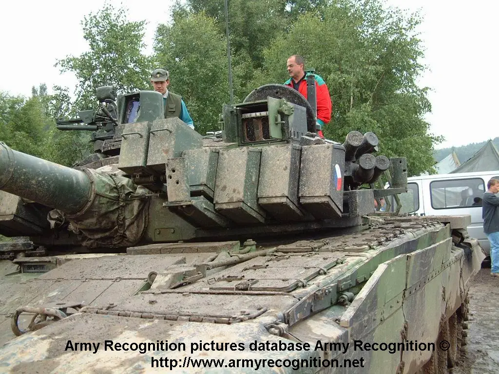 t-72m4_armyrecognition_czech_republic_002.jpg
