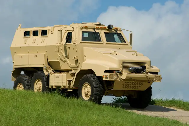 Caiman_MRAP_II_wheeled_armoured_vehicle_