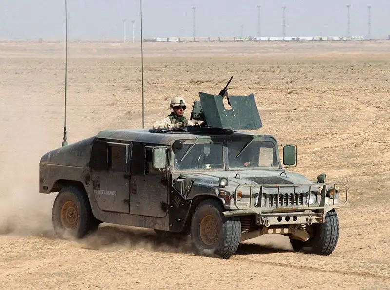 Humvee_Light_Vehicle_US_Army_02.jpg