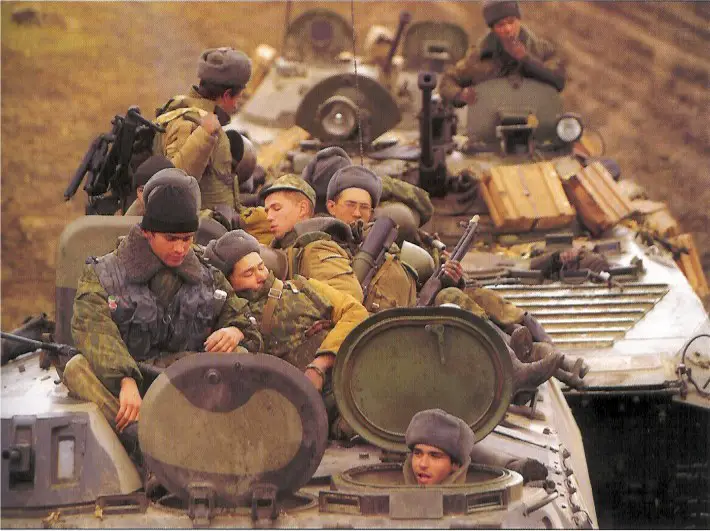 http://www.armyrecognition.com/Russe/Exhibition/Tchetchen_war_pictures/Tchetchen_war_Russian_army_16.jpg