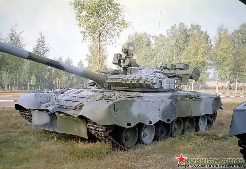 T-80BV_Main_Battle_Tank_Russia_12.jpg