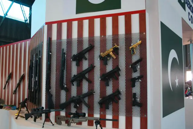 Pakistan Ordnance Factories presents its range of products at AAD 2016 640 002
