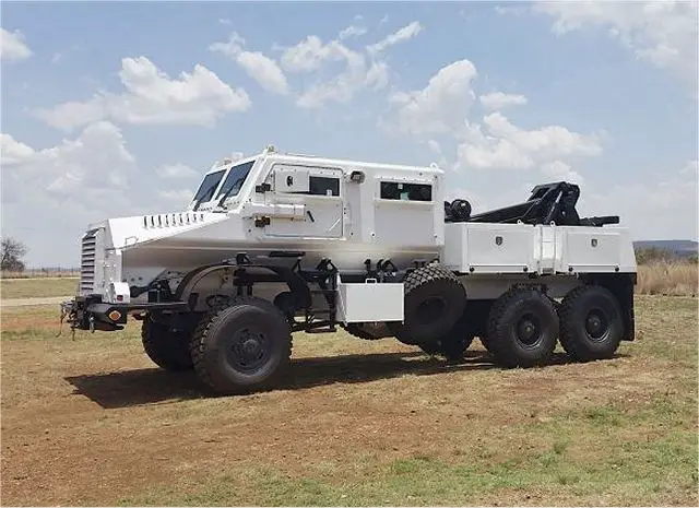Denel has expanded the range of its recovery vehicles based on the well-known Casspir mine resistant system and is responding to keen interest shown by clients on the African continent. The latest addition to the Mechem vehicle line-up is the Casspir Eland – a heavy duty recovery vehicle. The Eland is a 6X6 configuration based on the well-known Casspir NG2000 series – a vehicle that has gained a global reputation for protection, power, manoeuvrability and comfort for passengers and crew.