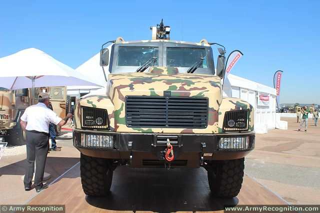 RG21_4x4_mine_protected_vehicle_personnel_carrier_BAE_Systems_South_Africa_003.jpg