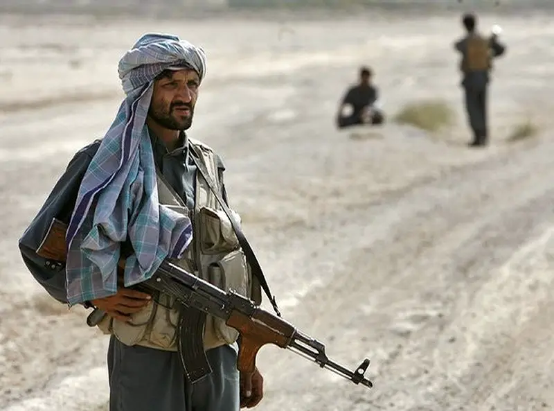 ak-47_assault_rifle_soldiers_afghanistan_Afghan_army_001.jpg