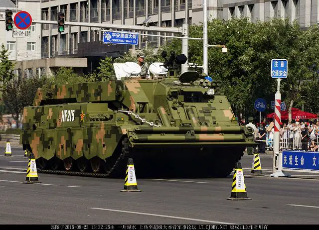 Armoured_recovery_vehicle_ARV_China_Chinese_army_PLA_military_equipment_parade_3_September_2015_640_001.jpg