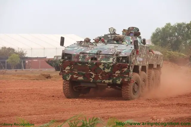 At DefExpo 2016, the Land, Naval & Internal Homeland Security Systems Exhibition which takes place in Goa (India), the latest combat vehicles and tanks including Arjun Mk I, Arjun Mk II, Kestrel 8x8 armoured vehicle and Tata Motors MPV 4x4 mine protected vehicle demonstrated their operational capabilities and their mobility during a live demonstration. 