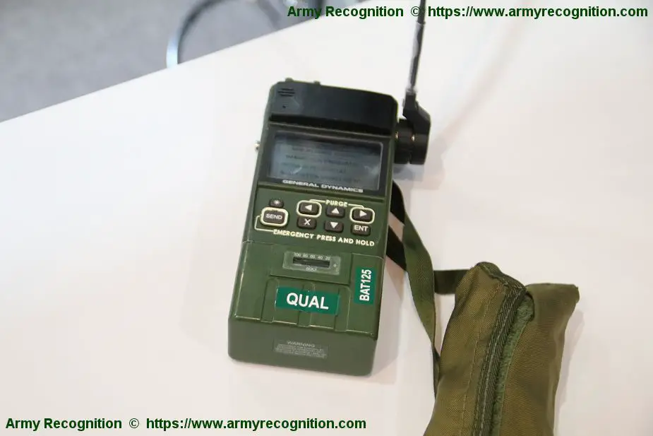 HOOK3 Combat Survival Radio from General Dynamics Mission Systems DX Korea 2018 925 001