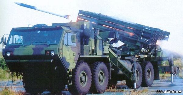 http://www.armyrecognition.com/images/stories/asia/taiwan/artillery_vehicle/rt2000/pictures/Ray_Ting%20_2000_RT2000_multiple_rocket_launcher_system_Taiwan_Taiwanese_army_009.jpg