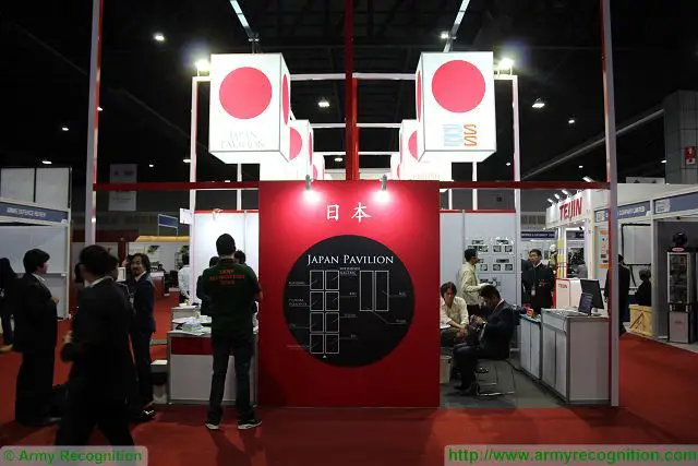 Japanese companies showcase their latest defense equipment and technologies to Asian decision-makers and military delegations at the Defense and Security 2015, exhibition which takes in Bangkok (Thailand) from the 2 to 5 November 2015. 