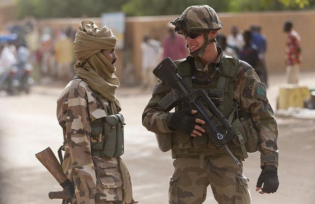 Some 1,800 Chadian soldiers have entered Kidal, the last major town in northern Mali under rebel control, the French military says. French-led forces captured Kidal's airport last week but have not yet secured the town itself. The French soldiers meanwhile continue control of the airport thanks to the reinforcement of two sections of paratroopers from the 1e RCP (1st Parachute Chasseur Regiment).