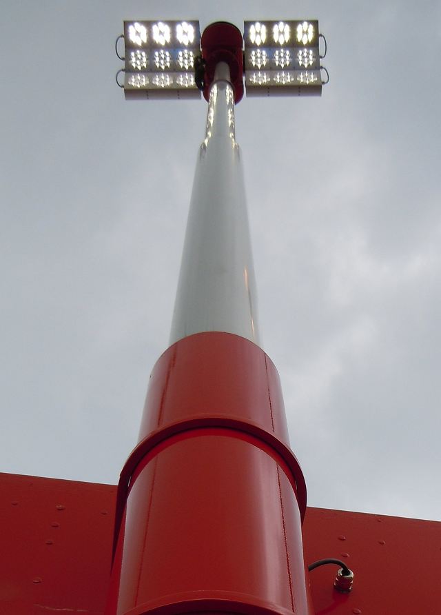The Family of GEROH Pneumatic Masts is characterised by lightweight construction, satisfactory reliability and an unrivalled and excellent cost - performance ratio.