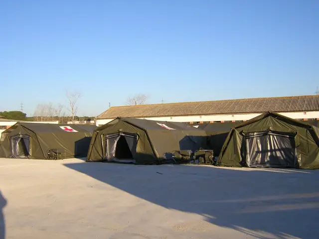 Utilis TM range shelters can be used for many differing applications such as emergencies, accommodation, offices, medical post, etc. and have the capacity for limitless interconnection to form larger work areas. This makes the TM system particularly suite for field hospitals and military camps. Utilis also manufacture NBC canvas to create an integrated COLPRO sealed environment or to form pressurized operating theatres etc.