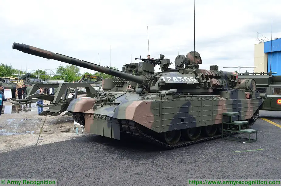 Romanian army armored and combat vehicles at BSDA 2018 defense exhibition TR 85M1 MBT 925 001