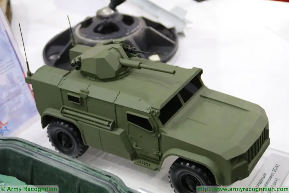 At Army-2017, the International Military Technical Forum in Russia, Uralvagonzavod presents a scale model of the 2S41 Drok,a new wheeled self-propelled mortar carrier based on the chassis of the 4x4 armoured vehicle Taifun K-4386.
