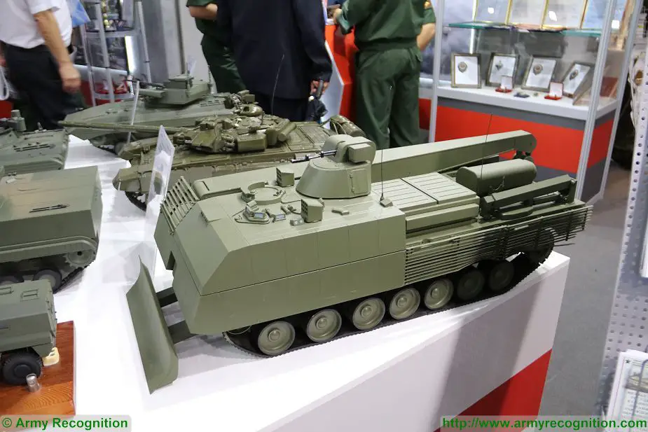 At Army-2017, the International Military Technical Forum, the Russian Ministry of Defense unveils on its booth, a scale model of the T-16 Armata, the recovery tank based on the T-14 Armata main battle tank (MBT). 