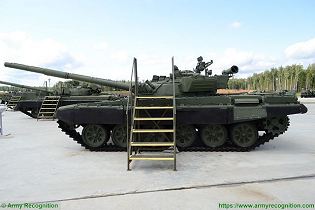 T 72A MBT Main Battle Tank Russia Russian army defense industry military equipment left side view 001