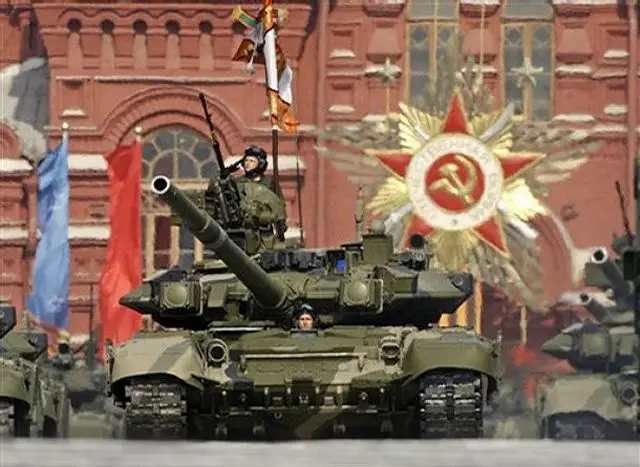 http://www.armyrecognition.com/images/stories/east_europe/russia/main_battle_tank/t-90/pictures/T-90_main_battle_tank_Russian_Army_military_victory_day_parade_09_May_2010_001.jpg