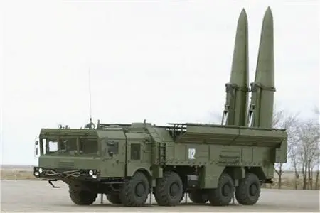 Iskander SS 26 Stone tactical missile system Russia Russian army left side view 450 001