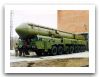 SS-25_Sickle_rt-2pm_Topol_rs-12m_ballistic_missile_truck_MAZ-7917_Russian_Army_Russia_line_002.jpg