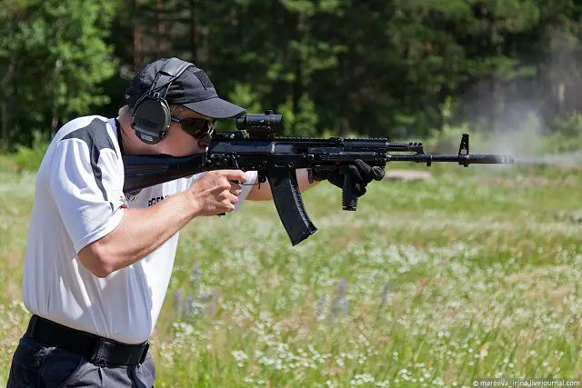 AK-12_Kalashnikov_assault_rifle_Izhmash_