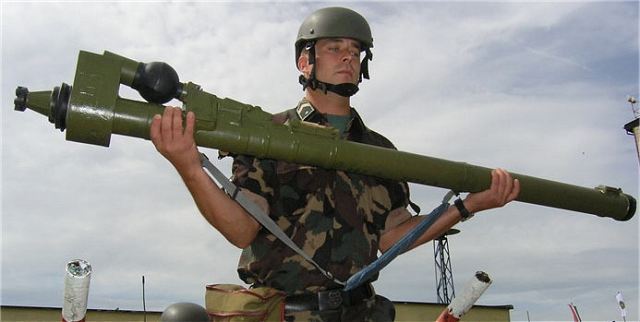 SA-16 Gimlet 9K310 Igla-1 man-portable missile technical data sheet specifications information description pictures photos images intelligence identification intelligence Russia Russian army defence industry military technology air defence system Manpad