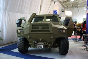 Aligator 4x4 Master light wheeled armoured vehicle data sheet specifications description information pictures photos images identification Slovak Slovakia army