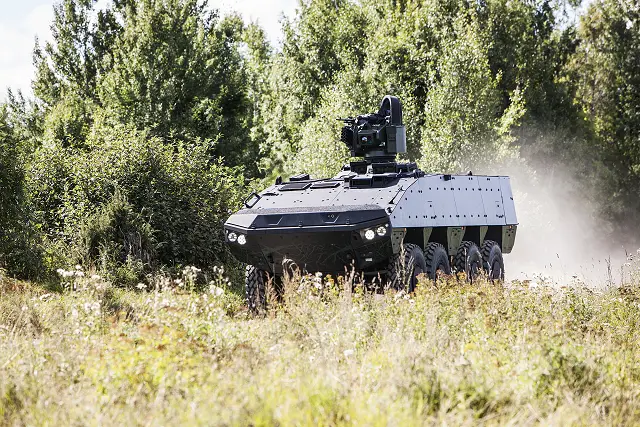 Patria_8x8_wheeled_armoured_vehicle_concept_DSEI_2013_Finland_finnish_defense_industry_military_technology_006.jpg