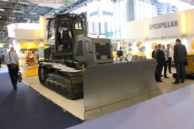 At Eurosatory 2014, on stand D698 in Hall 5, Caterpillar introduces its armoured Cat® D6K military bulldozer. With its rapid deployment by air transportation, the military D6K provides a remarkable tool to assist military engineers in the construction of airfields, roads, landing zones, defensive berms, anti-tank ditches, and other key military construction missions. 