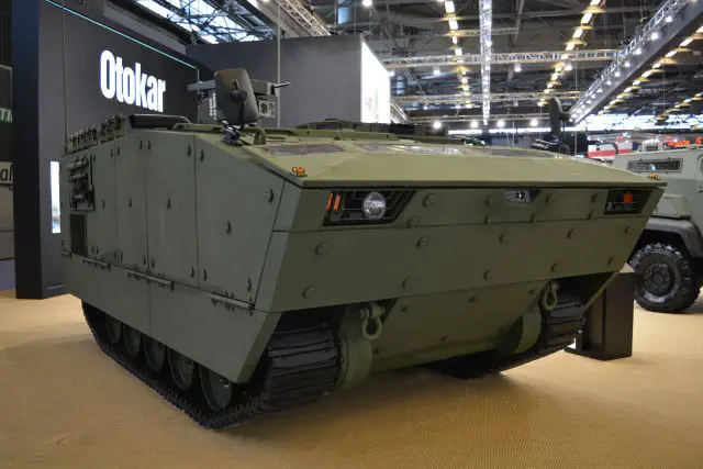 Otokar introduces its TULPARS Armored Personnel Carrier at Eurosatory 2016 640 001