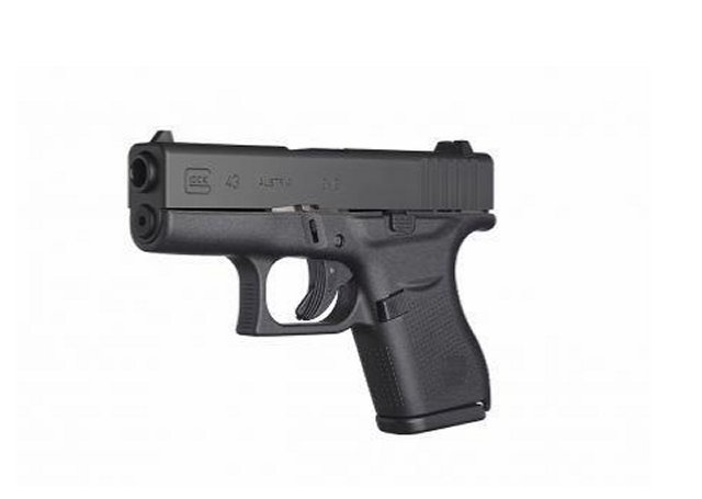 Glock highlights its G43 and Gen4 in MOS configuration pistols at Milipol 2015 640 002