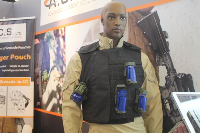 Innovative_pouch_for_hand_grenades_developed_by_the_Israeli_Company_ACS_Milipol_2015_640_001.jpg