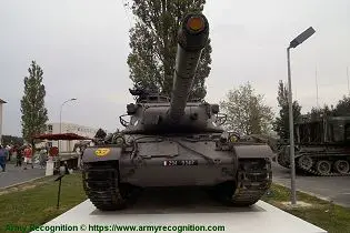 AMX 30 MBT main battle tank France French army defense industry front view 002