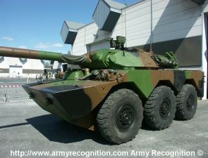AMX-10RC reconnaissance anti-tank wheeled armoured vehicle technical data sheet information description intelligence identification pictures photos images France French Army AMX-10 RC
