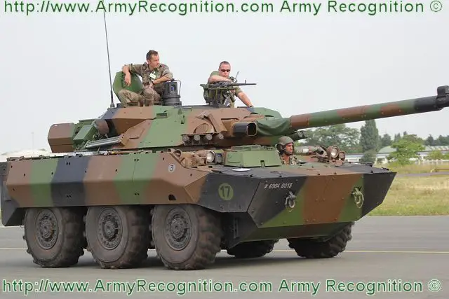 AMX-10RCR_upgraded_AMX-10RC_reconnaissance_anti-tank_6x6_armoured_vehicle_France_French_army_Nexter_defence_industry_011.jpg