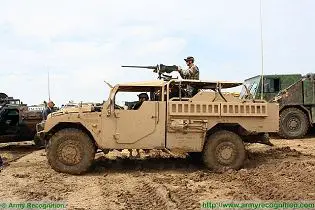 Sherpa Light SF Special Forces 4x4 armored vehicle technical data sheet specifications information description pictures photos images video intelligence identification Renault Trucks Defense France French army defence industry military technology 