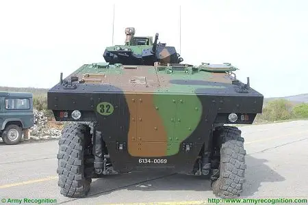 VBCI 8x8 wheeled armoured infantry fighting vehicle Nexter Systems France French army defense industry front view 003