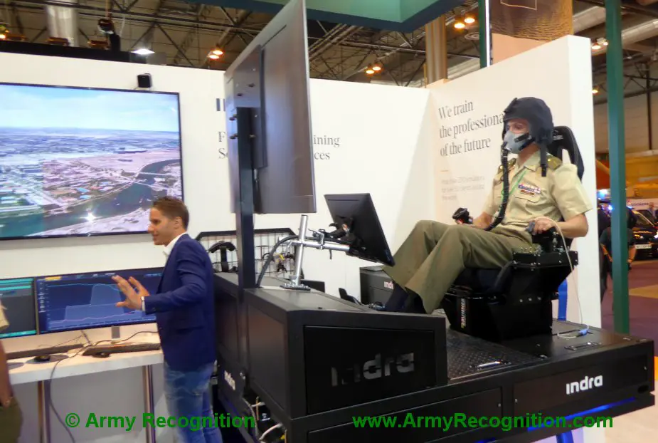 FEINDEF 2019 Indra simulator and iAltitude train Spanish fighter pilots to fly in low oxygen conditions