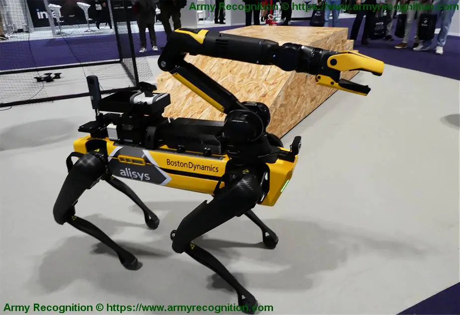 Alisys Robotics presents SPOT dog robot able to conduct security or military missions FEINDEF 2021 925 002