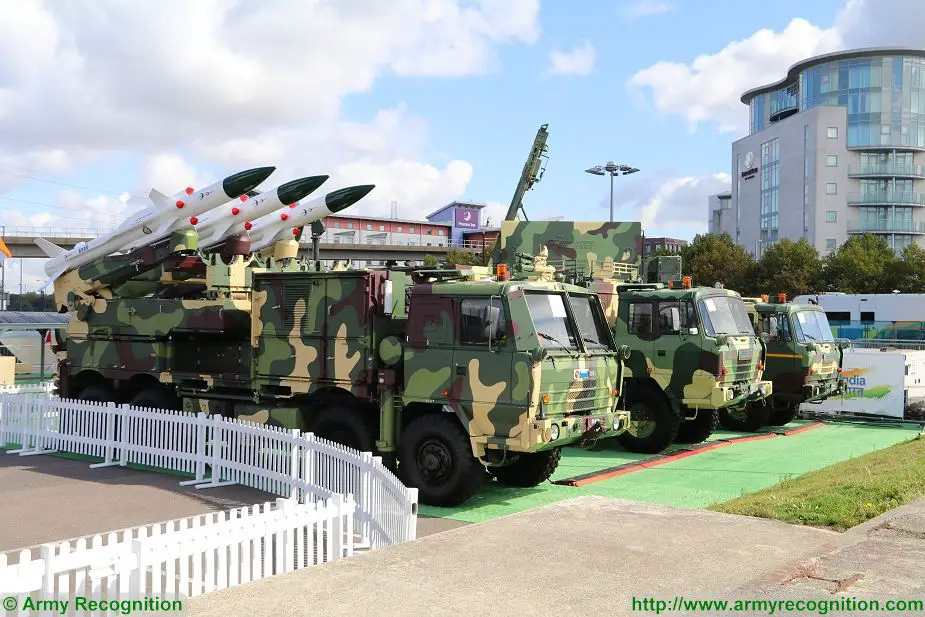 Akash medium range air defense missile system India DSEI 2017 defense security exhibition London UK 925 001