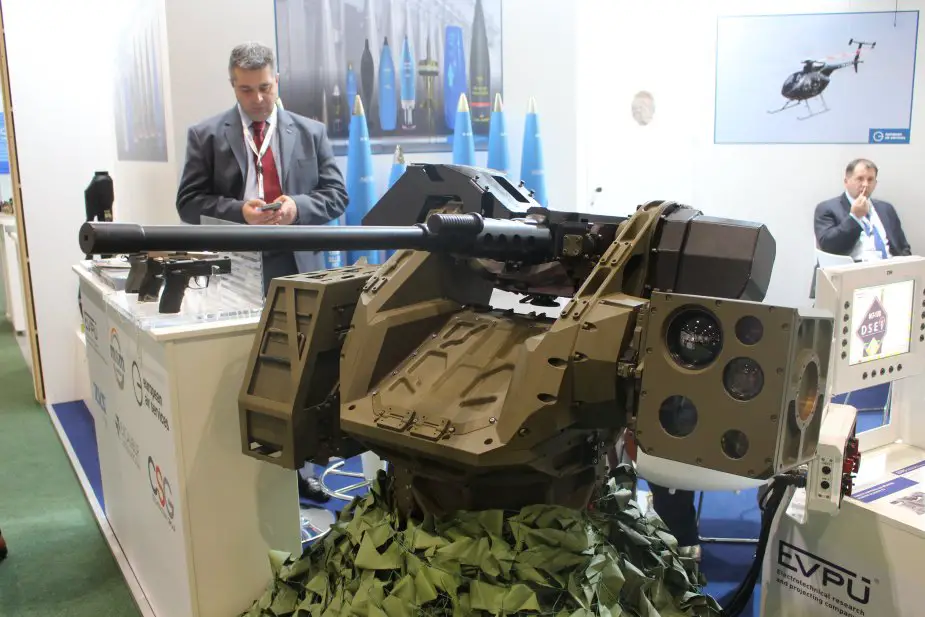 EVPU displays its Gladius 12 Remote Controlled Weapon Station at DSEI 2017 925 001