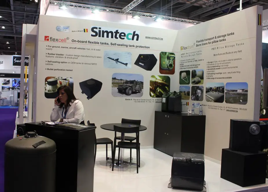 Simtech showcases its Flexcell self sealing tank protection at DSEI 2017 640 001