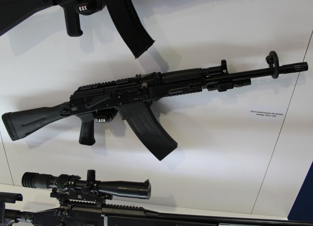 Kalashnikov Group showcases its KS-K shotgun at IDEX 2015