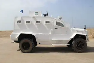 Guardian Xtreme APC 4x4 MRAP Mine Resistant Ambush Protected vehicle IAG United Arab Emirates right side view 001