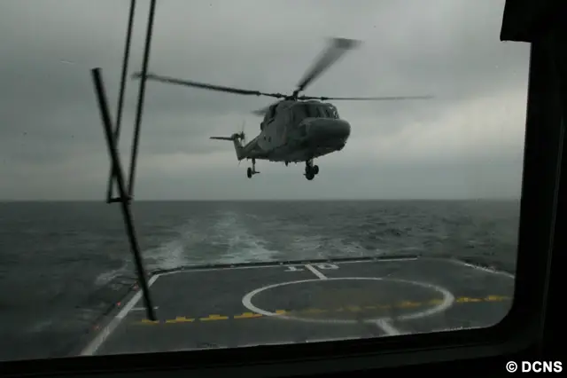 DCNS has achieved formal qualification of the FREMM frigate Aquitaine's flight deck for operations with the Lynx helicopter. This milestone was reached several months ahead of schedule after a successful deck landing campaign at sea, organised by the French defence procurement agency (DGA) in early February. Trials were conducted with a Lynx helicopter operated by the French Navy. 