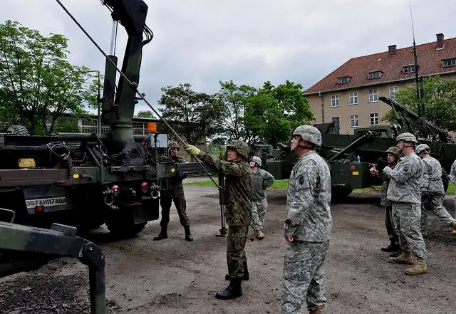 Warsaw and Washington may announce the deployment of additional American troops in Poland next week, Polish Defense Minister Tomasz Siemoniak said following a meeting with his US counterpart, Defense Secretary Chuck Hagel at the Pentagon on Thursday, April 17, 2014.