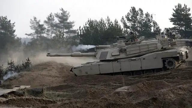 http://www.armyrecognition.com/images/stories/news/2014/december/United_States_plans_to_deploy_around_150_tanks_and_armored_vehicles_in_Europe_by_2015_end_640_001.jpg