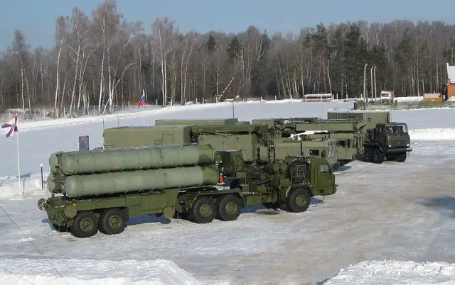 New S-400 Triumf air defense systems will be supplied to 12 missile regiments of Russia’s Aerospace Defence Forces by 2020, their spokesperson, Colonel Alexei Zolotukhin said on Monday, September 29. Until the end of this year, four S-400 regiments will be protecting Moscow and the Central Industrial District of Russia, he said.