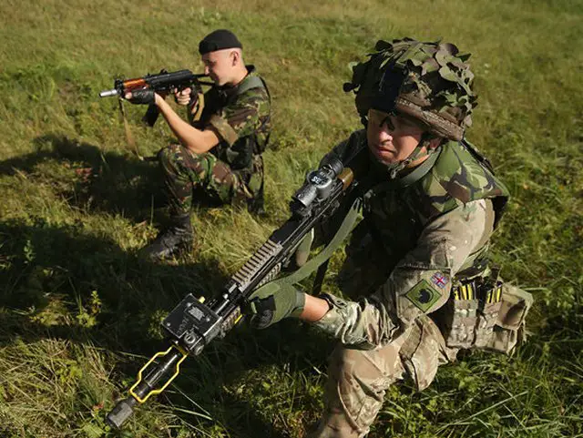 British Army to boost training programme for the Ukrainian troops 640 001